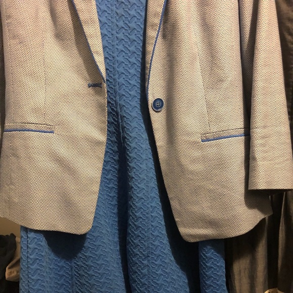 Limited dress and blazer in a beautiful blue color - Picture 3 of 8